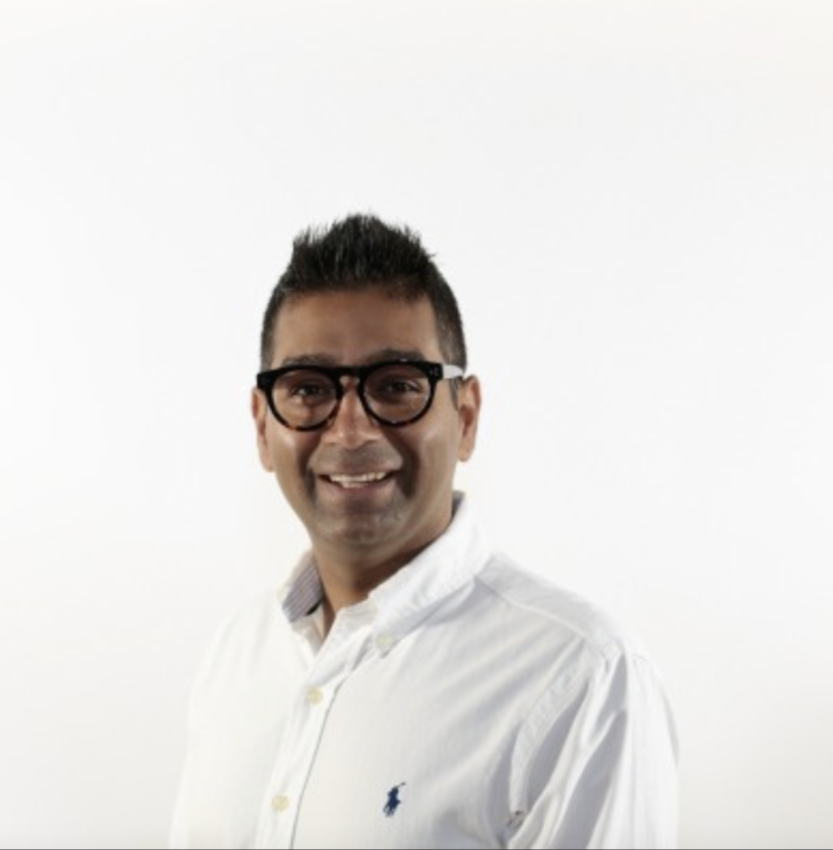 A head shot of Hemant Sahni